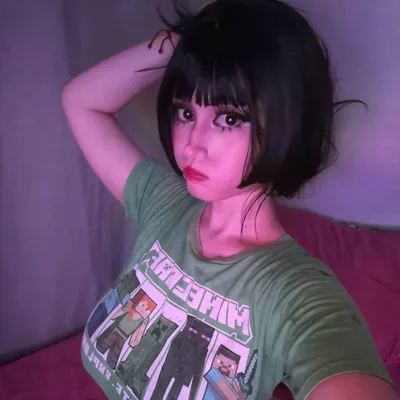 Nicole Choi (🖤 #1 GOTH GIRL)